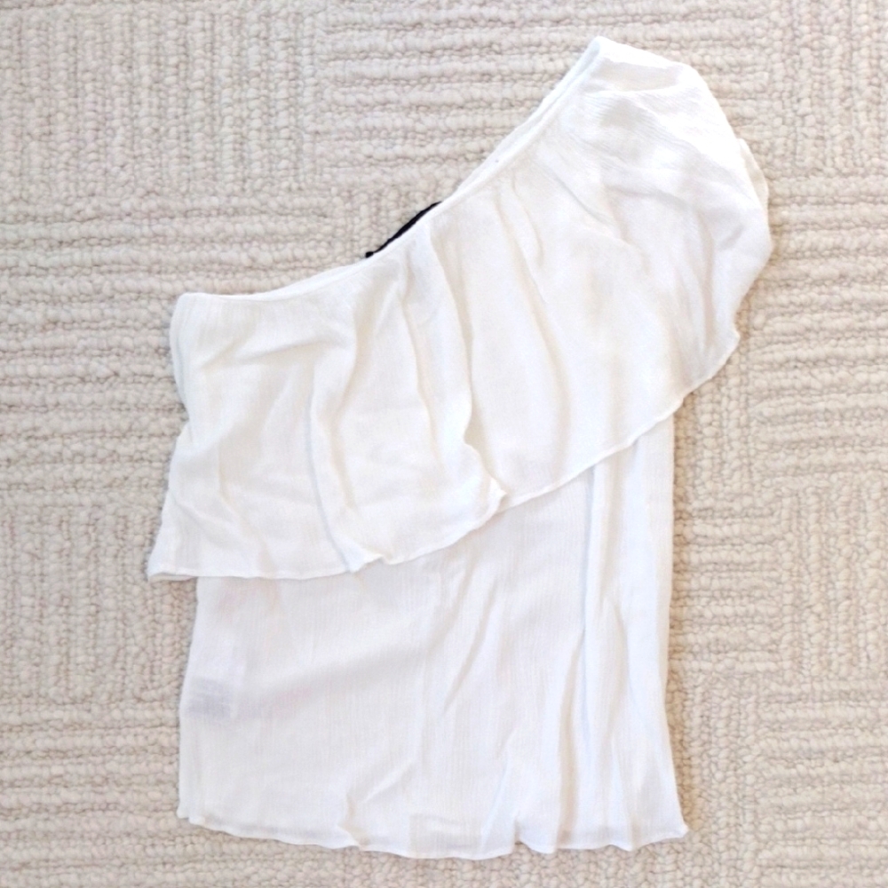 BCBGMaxAzria White Textured Top